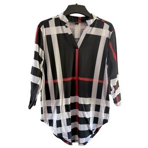 St. Jubileens Women’s tunic 3/4 sleeves black/white/gray/red Vneck size Large
